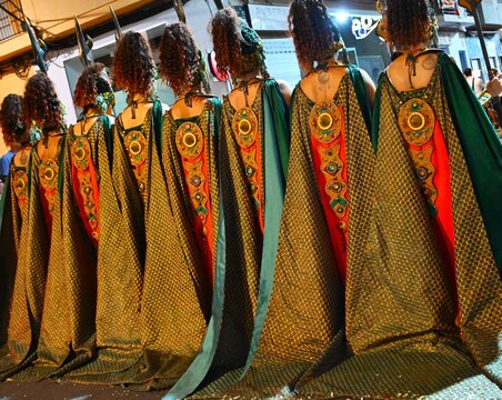 desfile de las fiestas de moros y cristianos en santa pola, Alicante, espa&ntilde;a