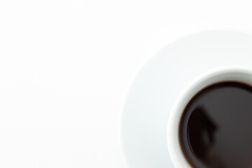 コーヒーカップに入ったコーヒー　白バック