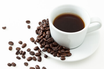 コーヒーとコーヒー豆　白バック