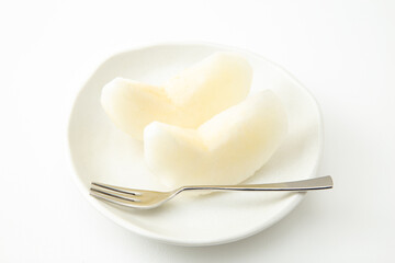 カットした梨　白バック