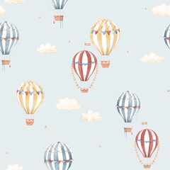 Obraz na płótnie Canvas Cute watercolor seamless pattern with striped hot air balloons and soft clouds. Perfect for nursery wallpaper, kids room decor, textile design.