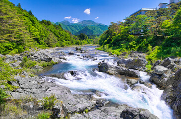 栃木県日光市　鬼怒川温泉に流れる鬼怒川
