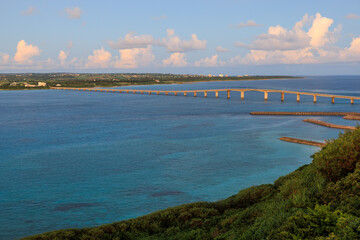 宮古島絶景スポット 来間大橋の夕景風景