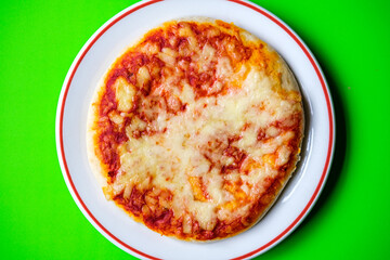 Italian Style Cheese and Tomato Margherita Pizza