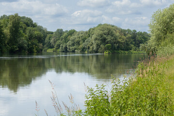 Flu&szlig;landschaft an der M&uuml;ndung des Lechs in die Donau