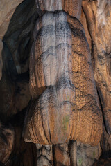 Obraz premium Flowstone formation inside limestone cave