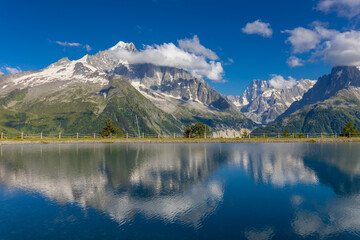 Chamonix Montblanc Beautiful Alpine Mountain