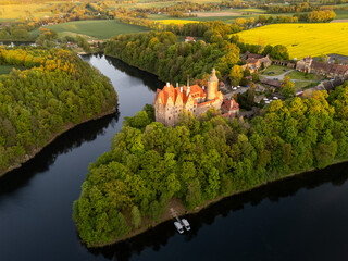 Budynki, Zamki
