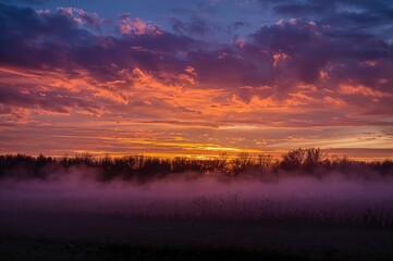 Fototapeta premium Twilight near deep purple and shadowy clouds