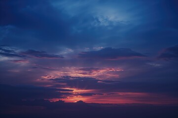 Obraz premium Dusk horizon with fading light