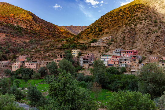 Montagne Atlas, Vall&eacute;e d'Ourika, Maroc.