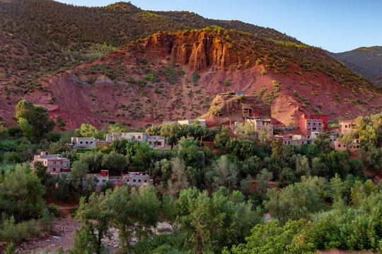 Montagne Atlas, Vall&eacute;e d'Ourika, Maroc.
