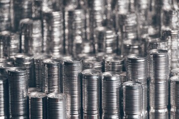 Gleaming Silver Threaded Bolts  Screws - Industrial Precision  Repetition.