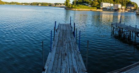 静岡県浜松市舘山寺　舘山寺温泉　内浦の桟橋　9月　夕暮れ　パノラマ
