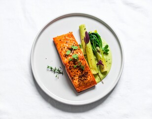 Grilled Salmon Fillet with Leeks and Green Sauce