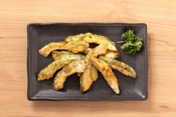 アボカド　フライ