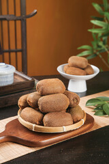 Fresh Kiwifruit in Bamboo Basket Traditional Chinese Style Organic Fruit Display Gift Presentation