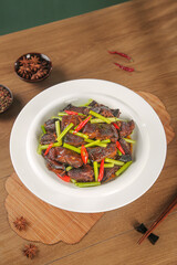 Guangdong Preserved Salty Goose Meat with Scallions - Traditional Chinese Liyang Steamed Duck Recipe