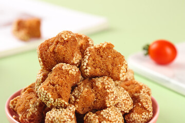 Deep-Fried Sesame Balls Chinese Pastries Guangxi Specialty Golden Crispy Traditional Snack Food