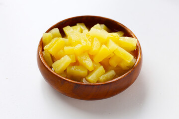 Sweet pineapple chunks in light syrup