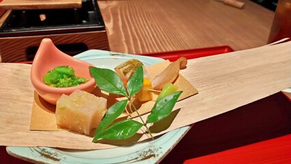 夜景と和菓子と冷たい飲み物