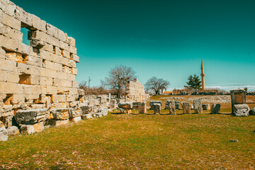 Uzuncaburc (Diokaesareia) is an ancient city ruin in Mersin province. The city of Diocaesarea was a temple center and part of the Olba Temple State during the Seleucid Empire . Silifke, Mersin