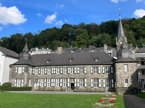 Schloss Burg Holtzbrinck is oldest house in Altena, Nordrhein-Westfalen, Deutschland