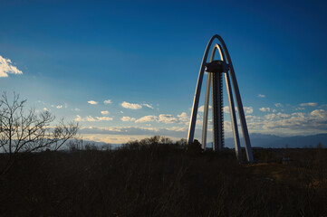 天空へ架かるアーチ(ツインアーチ１３８)