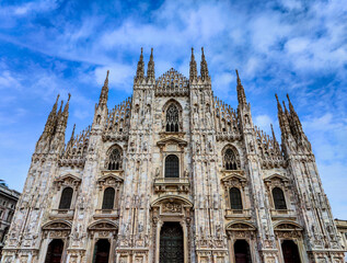 Fototapeta premium stained glass, cathedral, church interior, colorful window, religious art, Christian symbol, gothic architecture, medieval design, sacred space, vibrant colors, stained glass art, religious heritage, 