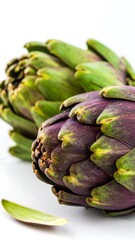 Obraz premium Fresh artichokes close-up
