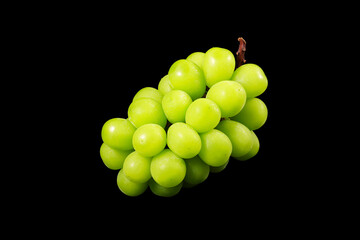 シャインマスカット 黒背景　Shine Muscat on Black Background