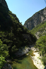 Panorama estivo della gola delle grotte di Frasassi, Ancona, Marche,Italia