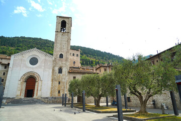 La struttura medievale perfettamente conservata del borgo di Gubbio, Umbria, Italia