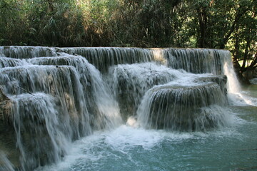 Fototapeta premium クワーンシーの滝