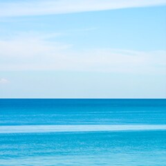 Obraz premium Blurry ocean and sky