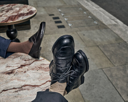  men, shoes, table, relax, city, break,