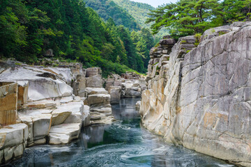 寝覚の床（長野県木曽郡上松町）