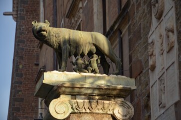 Italy, Rome, August 10, 2022. The Capitoline Wolf is a sculpture symbolizing the capital of the ancient Roman Empire. It depicts a she-wolf nursing Romus and Rumulus.

