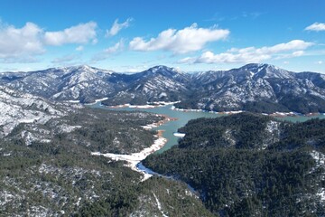 moon full moon shasta lake mccloud arm hirz bay sunset purple mountains shasta national forest snow winter
