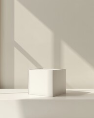 Fototapeta premium Minimalist white cube in natural light