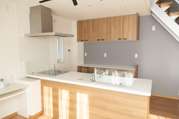 新築のキッチン