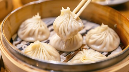 Authentic Chinese Xiaolongbao (Steamed Soup Dumplings): Pork, Crab Roe & Vegetarian Flavors with Juicy Filling & Thin Wrapper – Perfect for Breakfast, Restaurant Meals, Homemade Cooking & Gift Sets