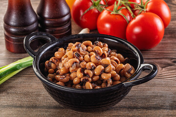 Canned Black eye bean in the bowl