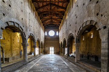 Chiesa di San Pietro, Tuscania