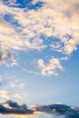 秋の空　朝焼けに染まる空と雲05