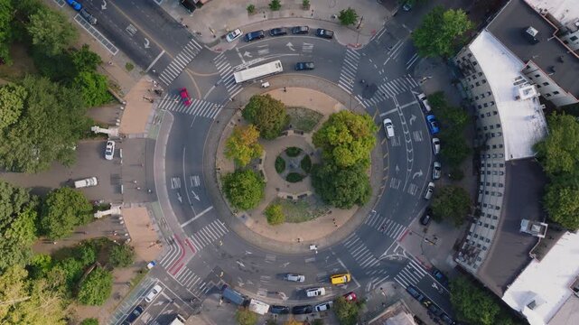 Aerial view of Bartel-Pritchard Square roundabout in Brooklyn, ProRes HQ422