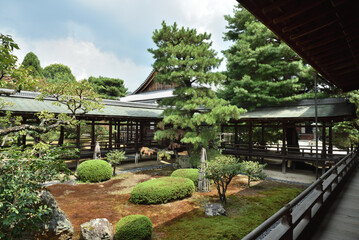大覚寺　庭園と村雨の廊下(京都市右京区)