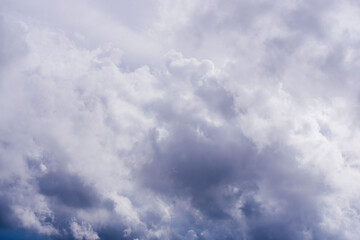 雨上がりの印象的な雲のアップ08
