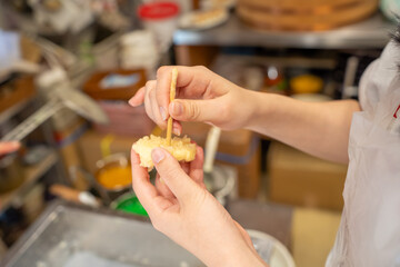 食品サンプル作り　体験　天ぷら　れんこん © Suuuu