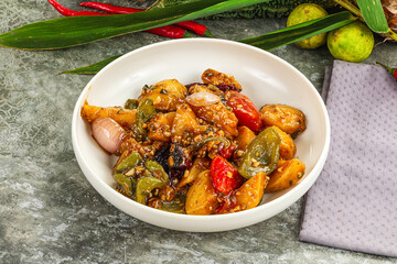 Potato with bell pepper and gravy